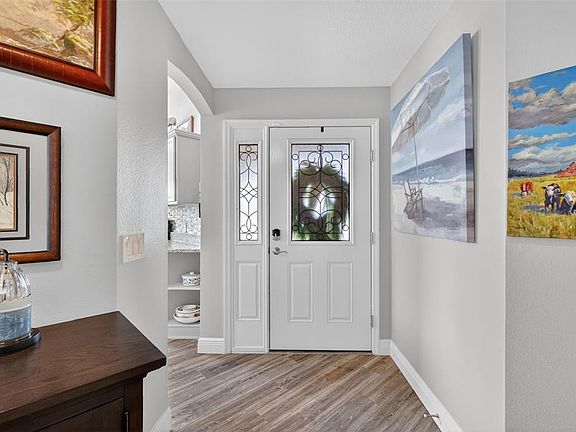 3rd image of 765 Elliott Ave