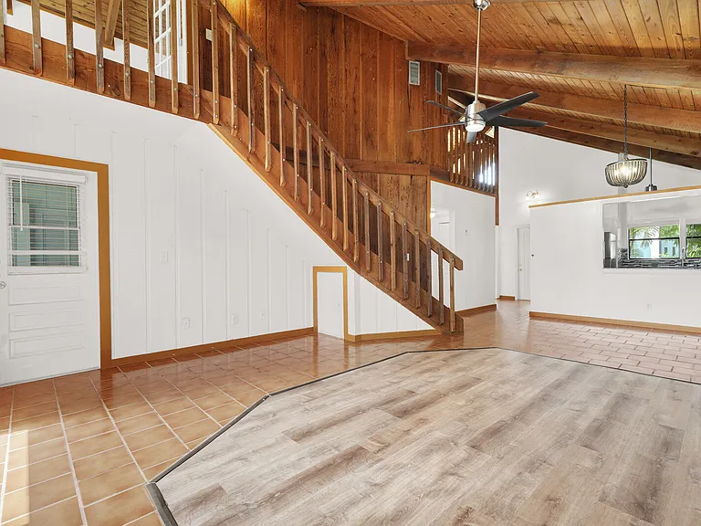 100 Sparrow Dr #13-1 — Photo 16