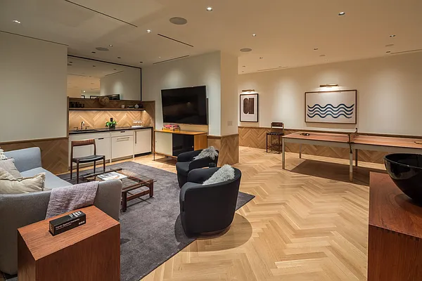 Sold by Stribling | media 16