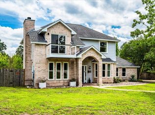171 N Pin Oak Xing, Elgin, TX 78621