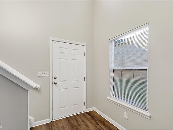 4th image of 10709 Chenille Ct