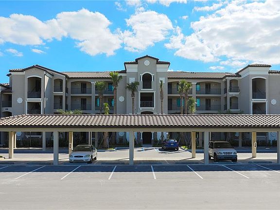 3rd image of 16706 Vardon Ter Unit 203