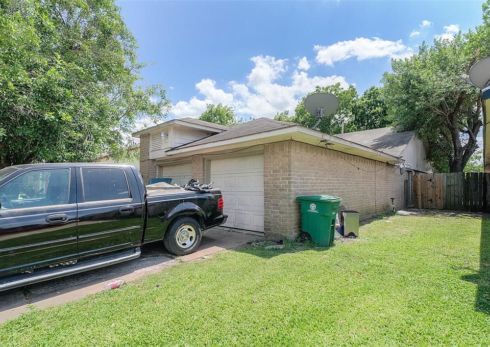 1st image of 12115 Tambourine Dr