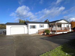 102 Blue Heron Dr, Longview, WA 98632