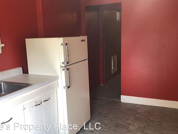 5th image of 468 NE Maiden Ln