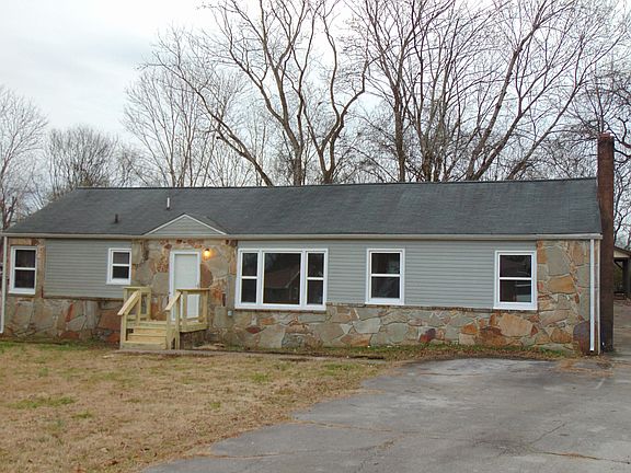 2nd image of 321 Woodlawn Dr
