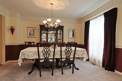 4th image of 3273 Country Ln