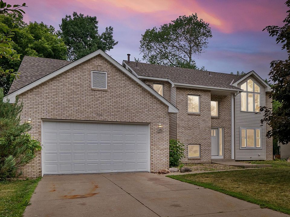 1st image of 706 Meadow Ln