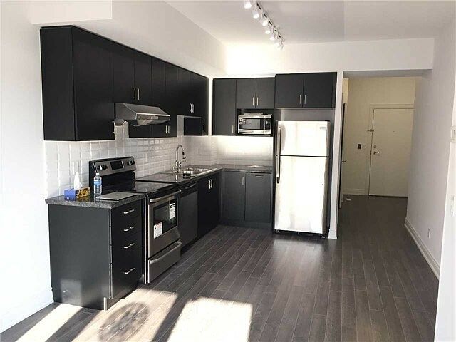 2nd image of 89 S Town Centre Blvd #1103