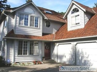 8711 228th St SW, Edmonds, WA 98026