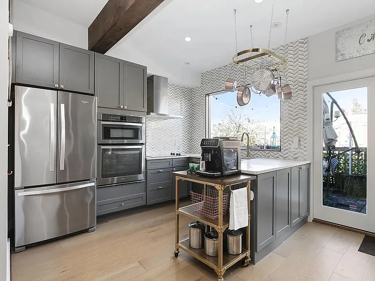 1830 I St NE #4 — Photo 13