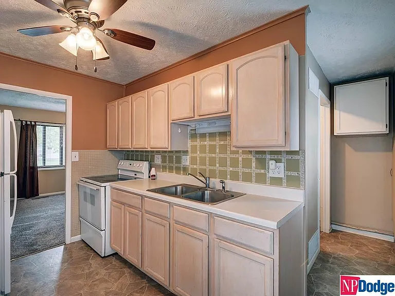 4005 Spring Cir — Photo 4