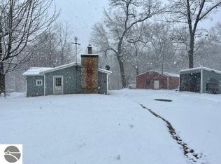 6312 E Cutler Rd, Edmore, MI 48829