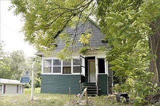 2nd image of 37 Spring St