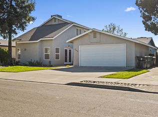 943 N Manor St, Tulare, CA 93274
