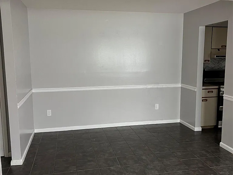 5 Ruth Ct — Photo 8