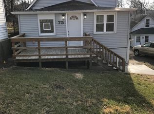 75 Lawrence Ave #A, Fox Lake, IL 60020