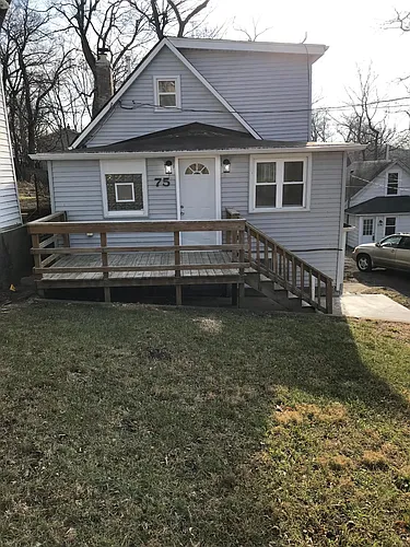 75 Lawrence Ave #A Photo 1