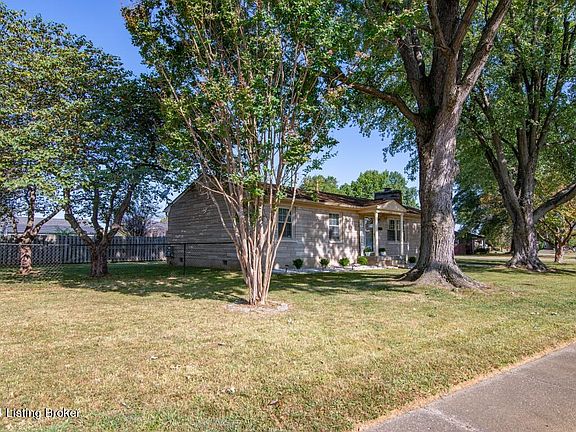3rd image of 7020 Linton Ct