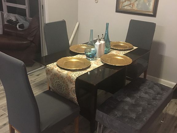 3rd image of 4404 Loma Vista Dr