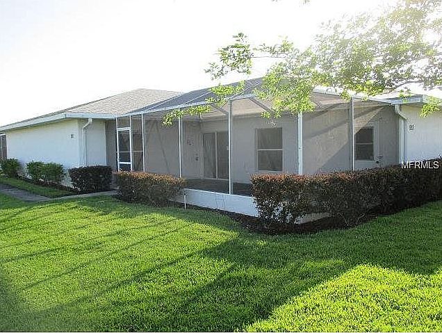 1st image of 921 Willow Dr