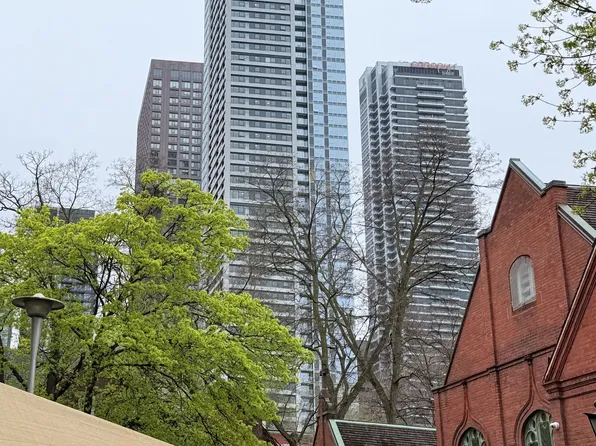 609 Sherbourne St, Toronto, ON