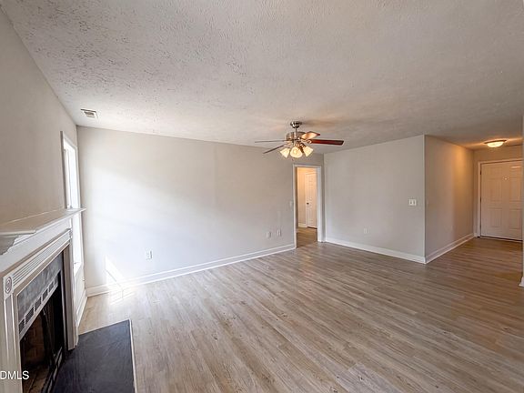 3rd image of 444 Northwoods Dr