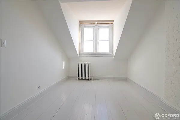 Rented by Oxford Property Group | media 2