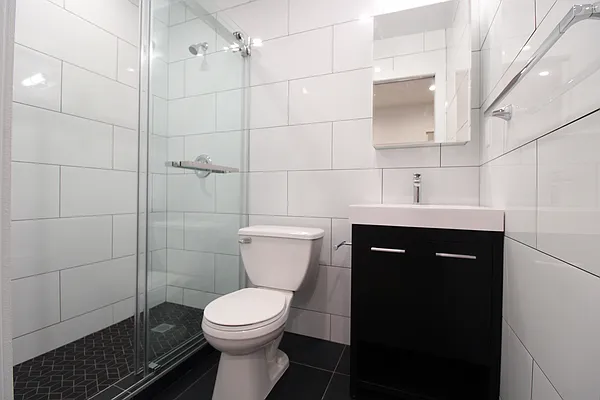 Rented by Blip LLC | media 25