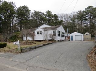 10 Scarlet Dr, Plymouth, MA 02360