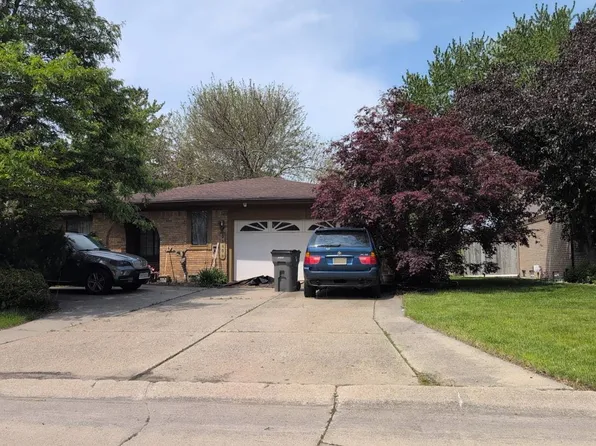 39409 Garony Dr, Clinton Township, MI 48038