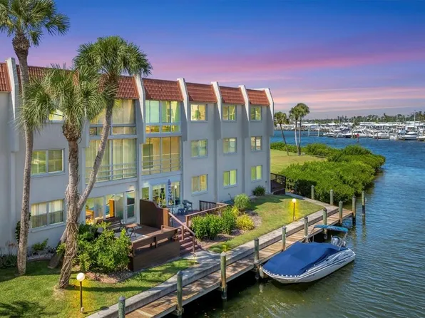 240 Santa Maria St APT 224, Venice, FL 34285