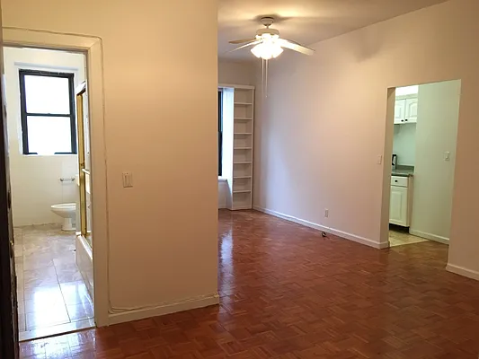 Rented by Moises Farhart, LREB | media 17