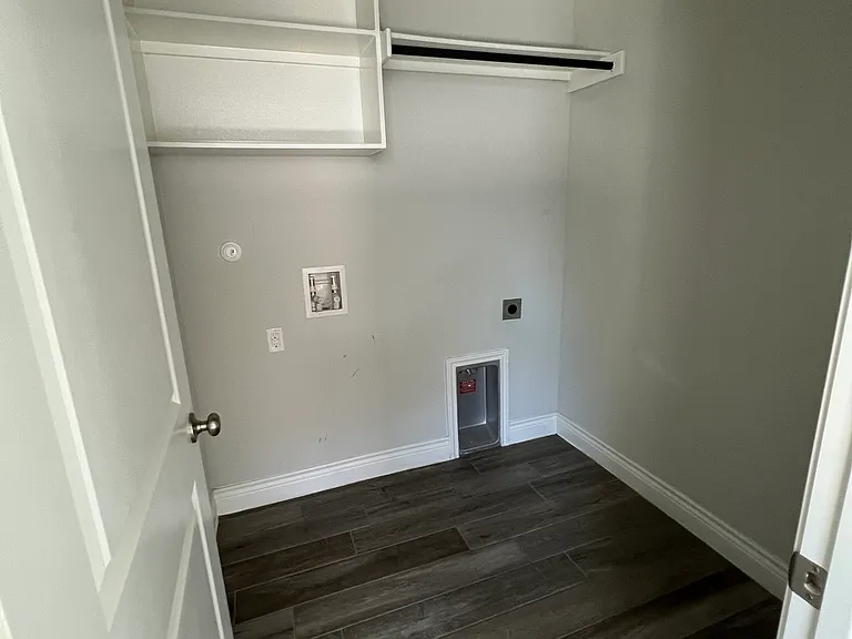 112 Freeman Loop — Photo 18
