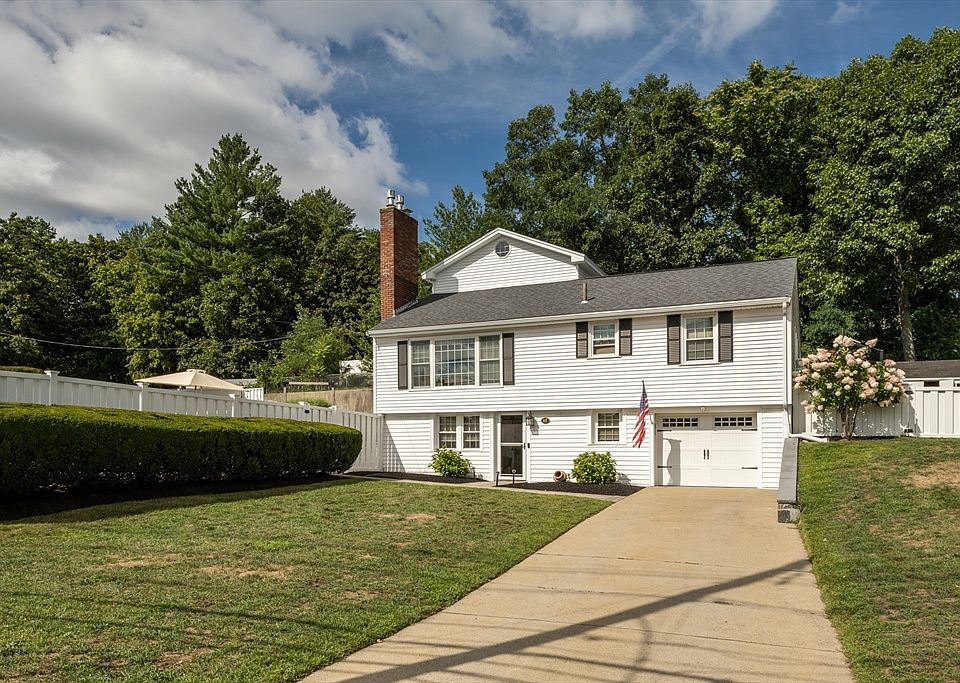 1st image of 85 Farm St