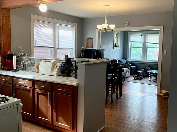 2nd image of 4978 Mardel Ave #4978A