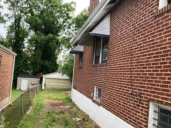 5th image of 6238 Stillwell Dr