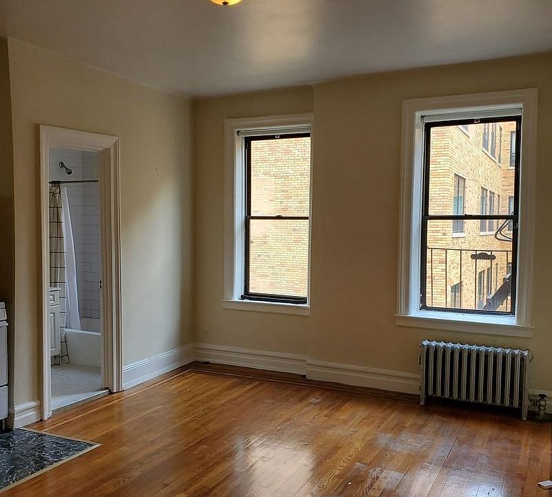 1st image of 427 W 51st St APT 6B