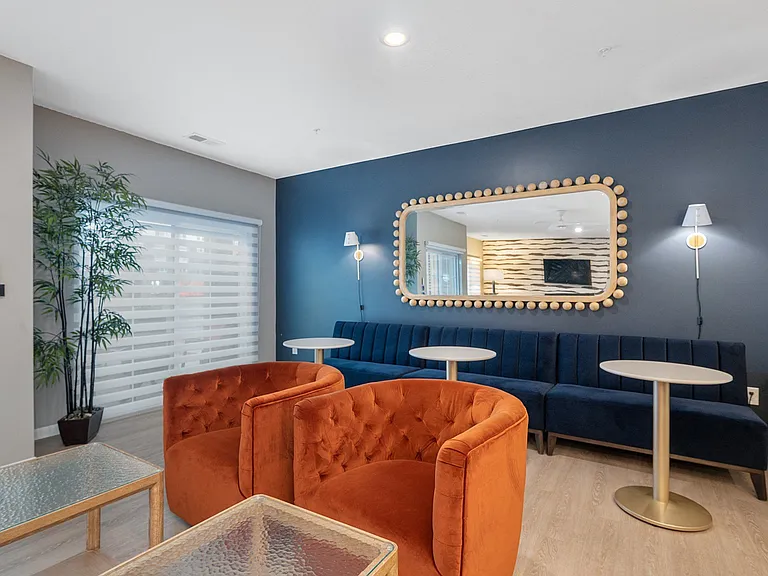 Monmouth Row Apartments — Photo 73