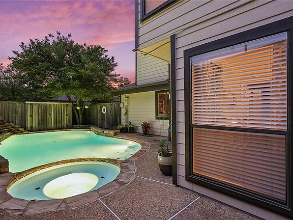 4th image of 17635 Sunmeadow Dr