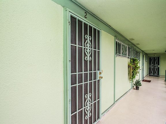 5th image of 2359 Glendale Blvd APT 2