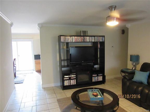 4th image of 2131 Southlea Dr