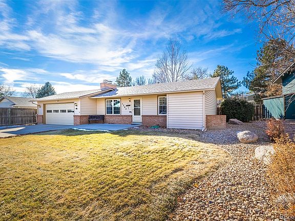 2nd image of 1302 Centaur Cir