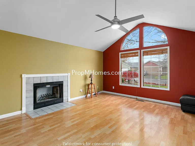 22340 SW Nottingham Ct — Photo 3