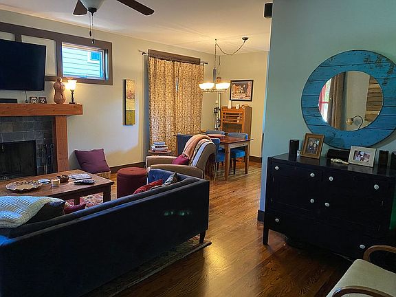 Main level living room 