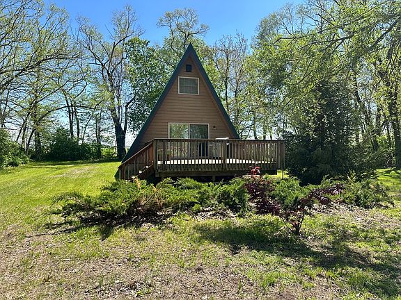2nd image of 5863 Miner Rd