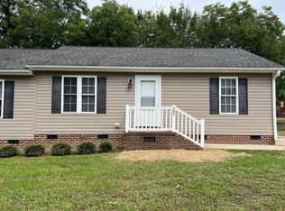 602 Acorn St #604, Burlington, NC 27215