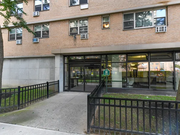 444 Neptune Avenue image 4 of 13