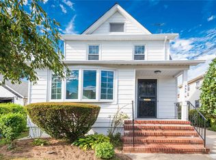 242-11 135th Ave, Rosedale, NY 11422