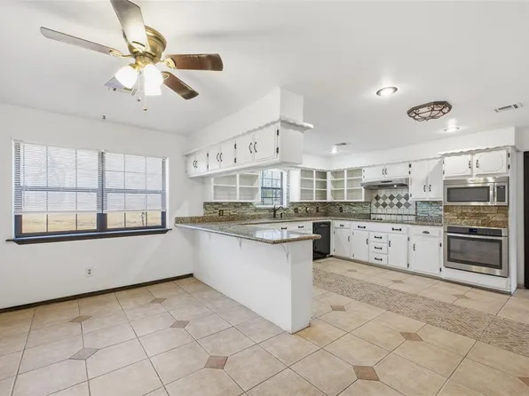 2140 Kimberlee Ct, Norman, OK 73026